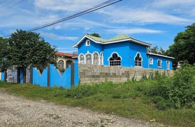 145 MONTCLAIR HEIGHTS, May Pen, Clarendon