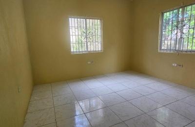 145 MONTCLAIR HEIGHTS, May Pen, Clarendon