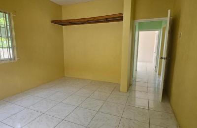 145 MONTCLAIR HEIGHTS, May Pen, Clarendon