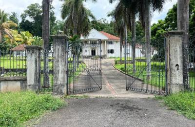 9 OAKRIDGE ROAD, Kingston 8, St. Andrew Parish