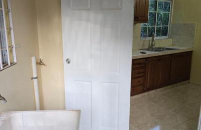 996 ST. ALBANS CLOSE, Green Acres, St. Catherine