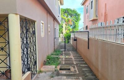 996 ST. ALBANS CLOSE, Green Acres, St. Catherine