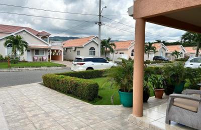 CAYMANAS COUNTRY CLUB EST
