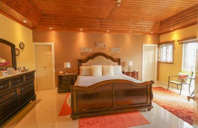 CAYMANAS COUNTRY CLUB EST