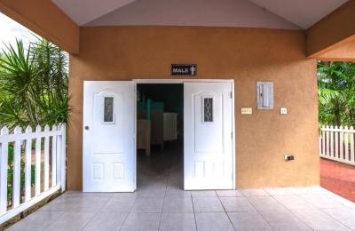 CAYMANAS COUNTRY CLUB EST