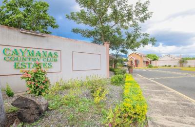 CAYMANAS COUNTRY CLUB EST