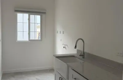 106 PORTRIDGE ESTATE. PORTMOR unit: Block E, Greater Portmore, St. Catherine Parish