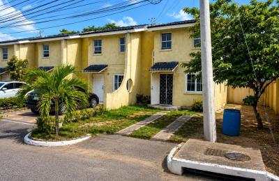 WESTON PARKWAY Lot: 21, Portmore Country Club, St. Catherine